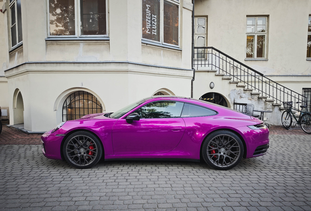 Porsche 992 Carrera 4S MkI