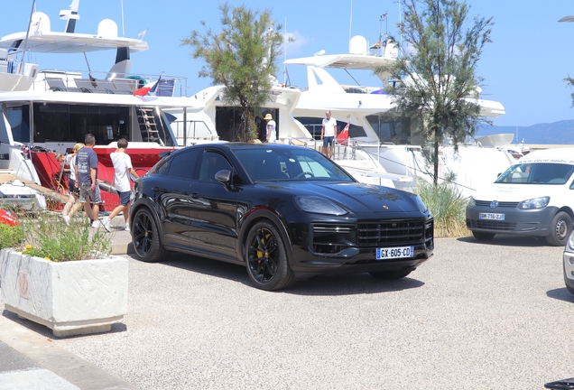 Porsche Cayenne Coupé Turbo E-Hybrid