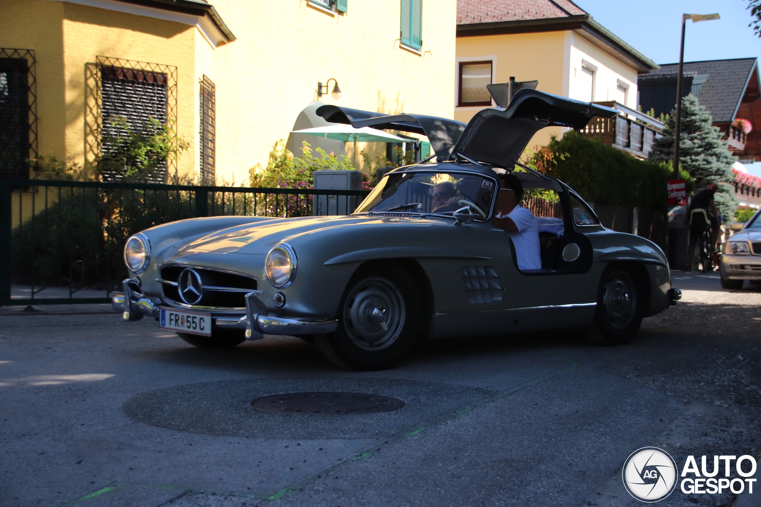 Mercedes-Benz 300SL Gullwing