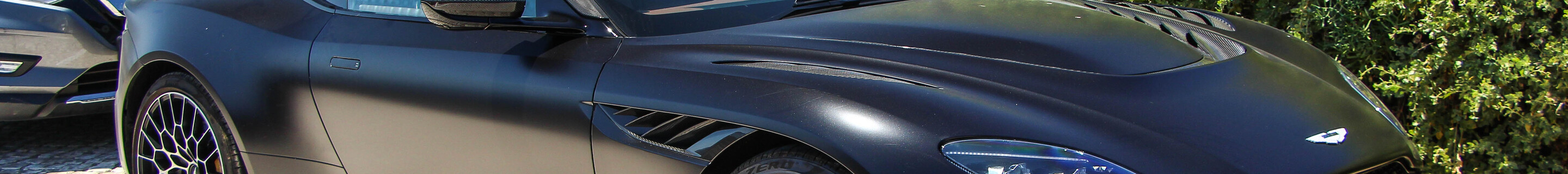 Aston Martin DBS 770 Ultimate