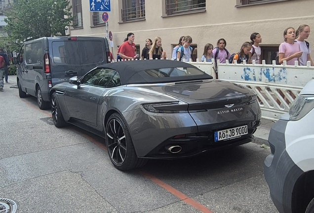 Aston Martin DB11 V8 Volante