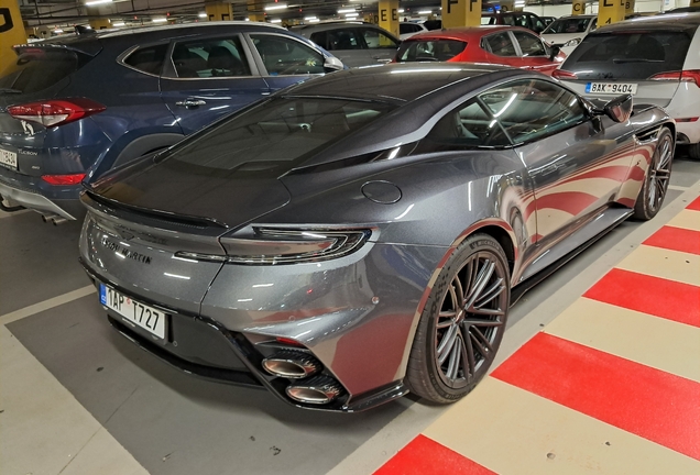 Aston Martin DB12 S