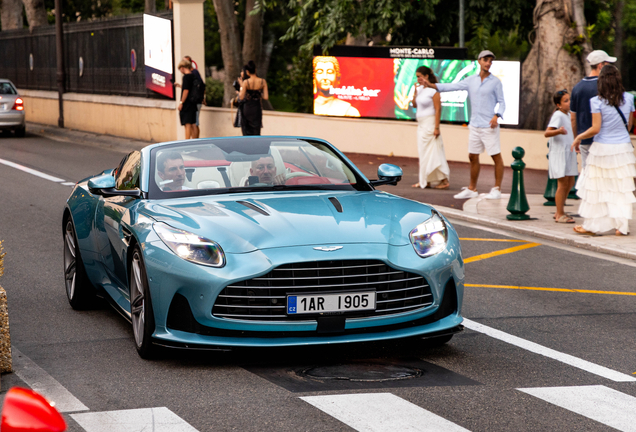 Aston Martin DB12 Volante