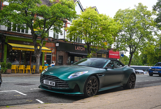 Aston Martin DB12 Volante