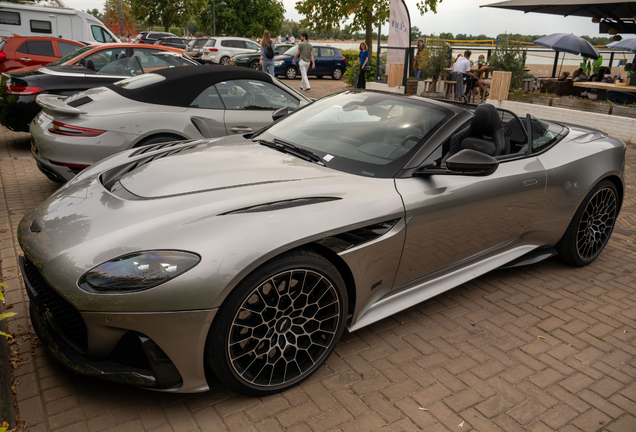 Aston Martin DBS 770 Ultimate Volante