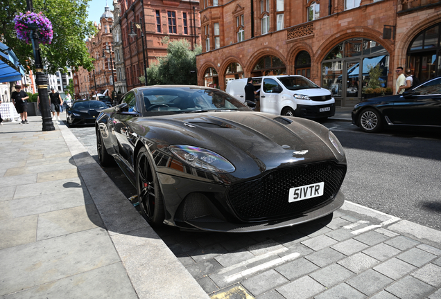 Aston Martin DBS Superleggera