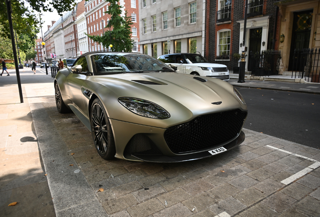 Aston Martin DBS Superleggera Volante