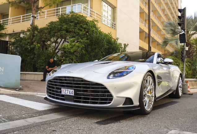 Aston Martin Vanquish 2025