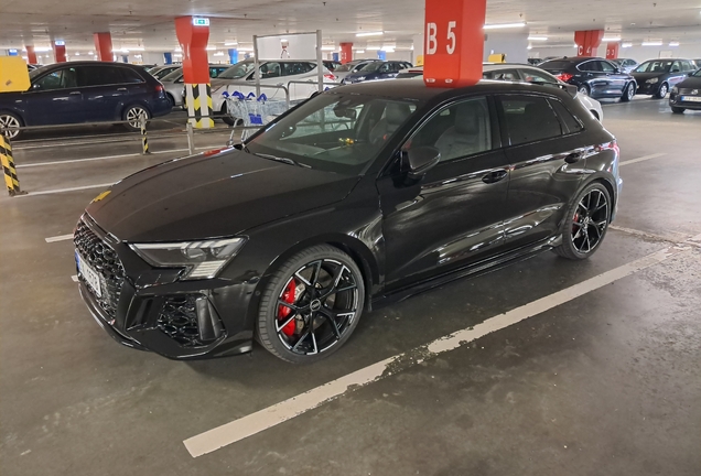 Audi RS3 Sportback 8Y