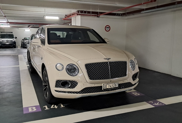 Bentley Bentayga V8