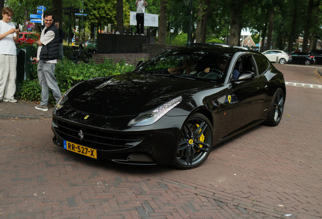 Ferrari FF