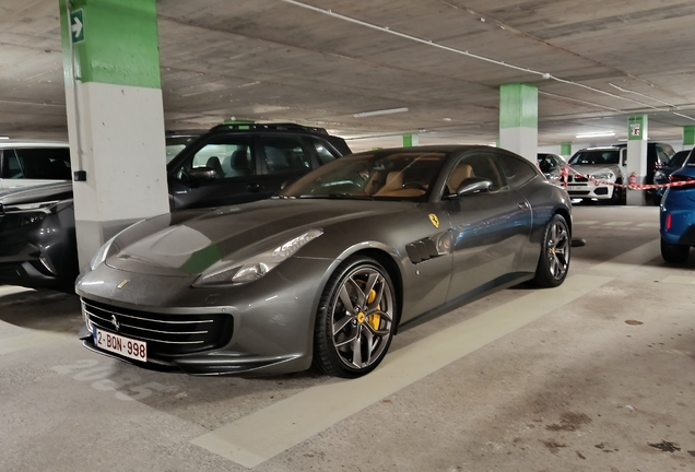 Ferrari GTC4Lusso T