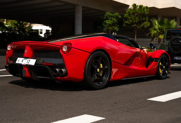 Ferrari LaFerrari Aperta