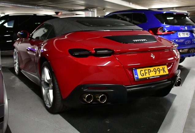 Ferrari Roma Spider