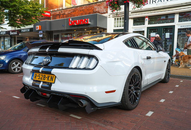 Ford Mustang GT 2015