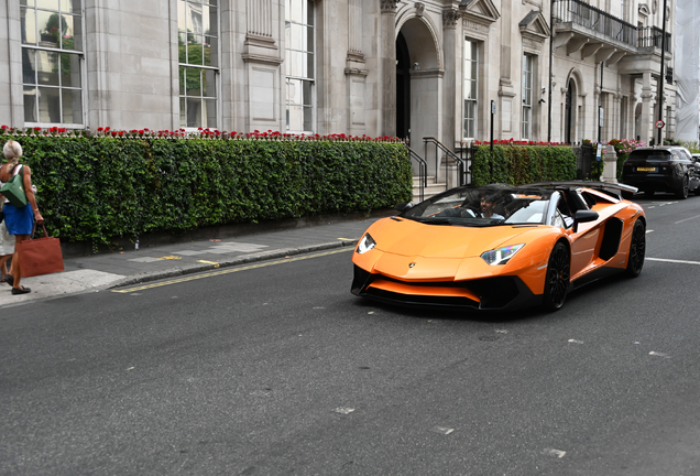Lamborghini Aventador LP750-4 SuperVeloce Roadster