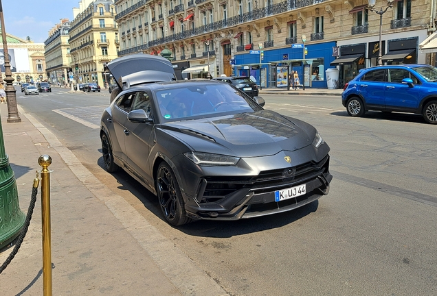 Lamborghini Urus Performante