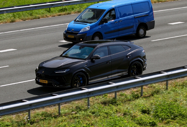 Lamborghini Urus Performante