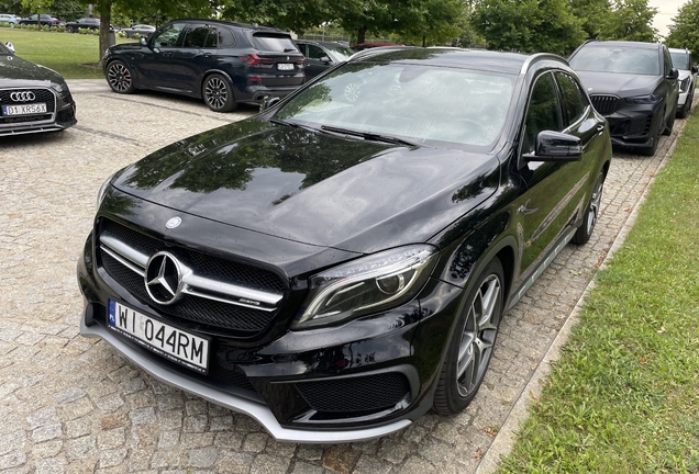 Mercedes-AMG GLA 45 X156