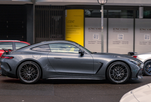 Mercedes-AMG GT 63 C192