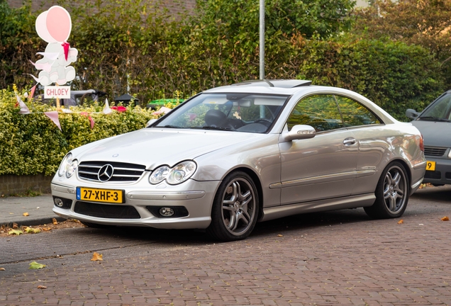 Mercedes-Benz CLK 55 AMG