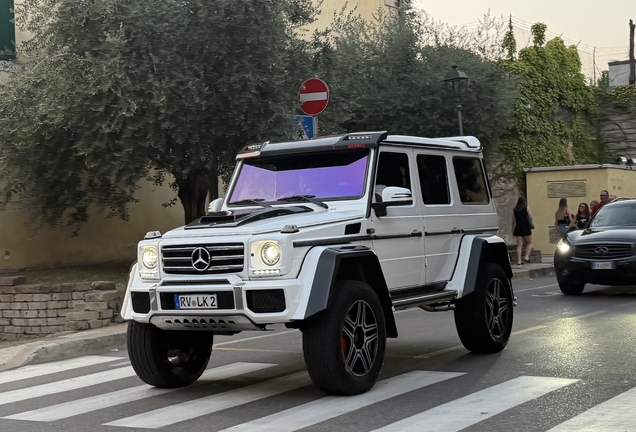 Mercedes-Benz G 500 4X4²