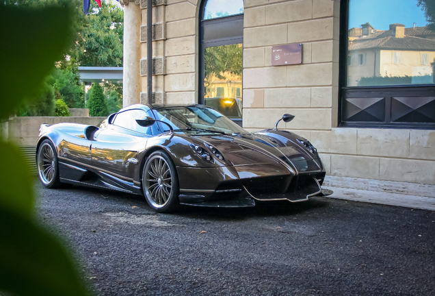 Pagani Huayra Roadster