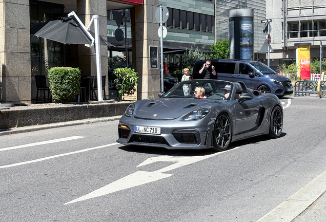 Porsche 718 Spyder RS