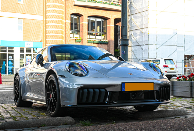 Porsche 992 Carrera 4 GTS MkII