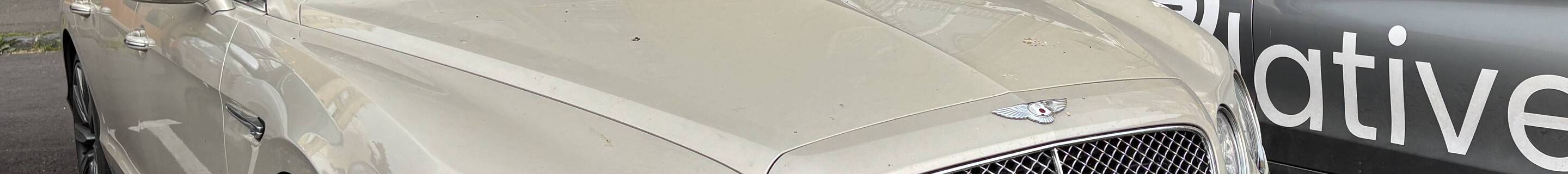 Bentley Flying Spur V8