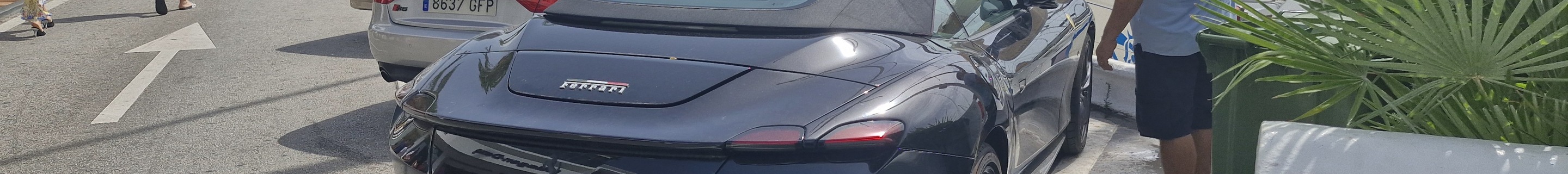 Ferrari Roma Spider
