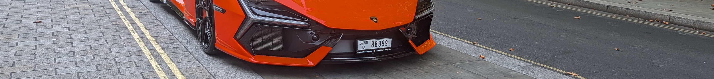 Lamborghini Revuelto
