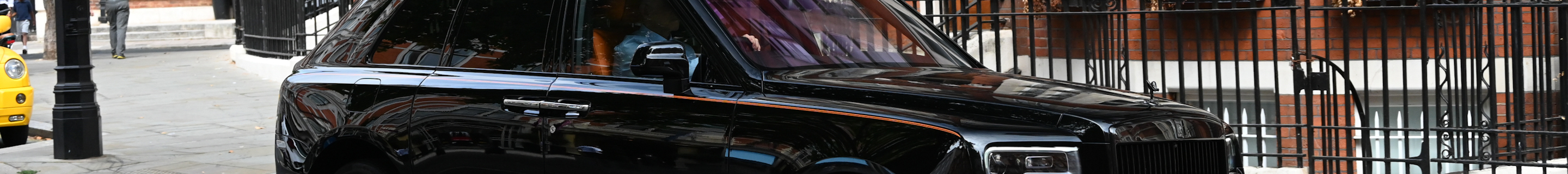 Rolls-Royce Cullinan Black Badge