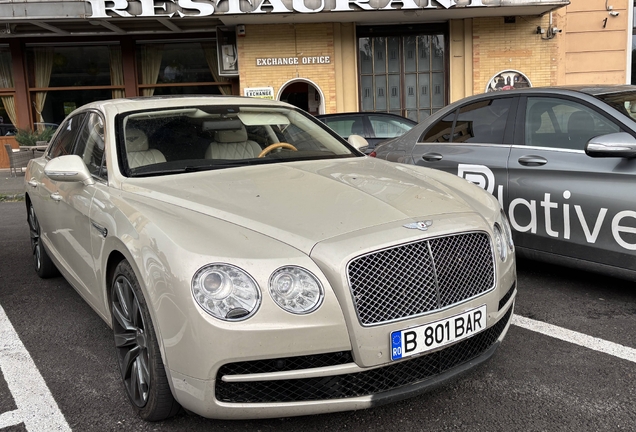 Bentley Flying Spur V8