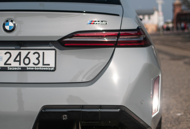 BMW M5 G90