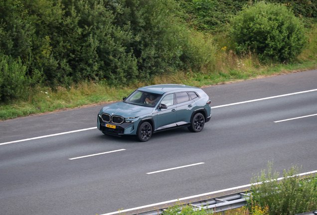 BMW XM G09