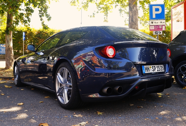 Ferrari FF