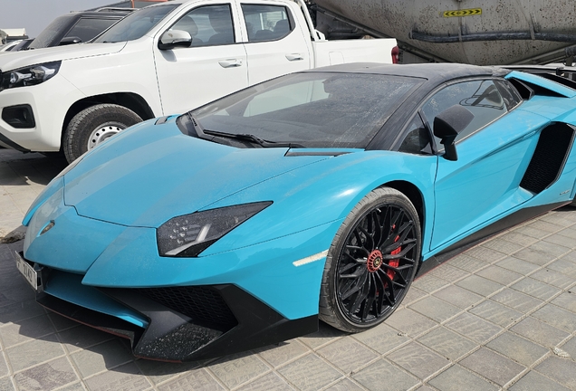 Lamborghini Aventador LP750-4 SuperVeloce Roadster