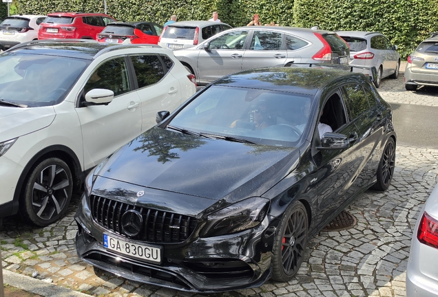 Mercedes-AMG A 45 W176 2015