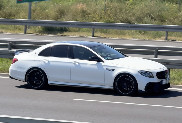 Mercedes-AMG Brabus E B40-700 W213