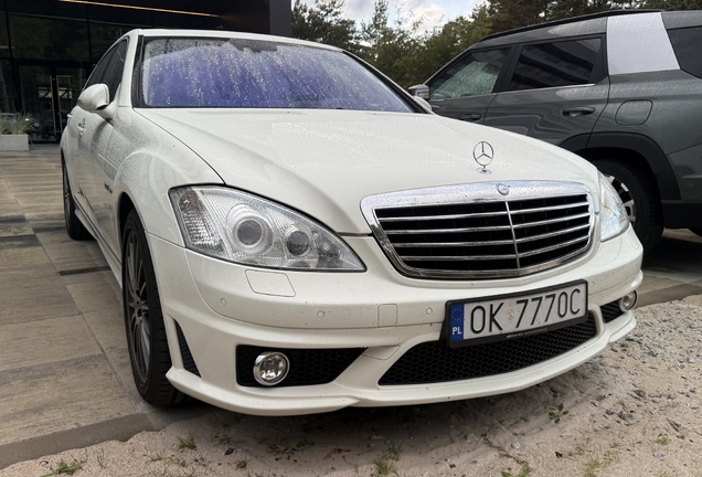 Mercedes-Benz S 63 AMG W221