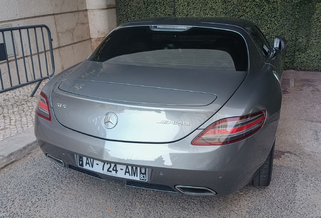 Mercedes-Benz SLS AMG