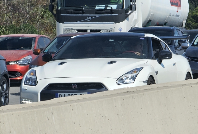 Nissan GT-R 2012