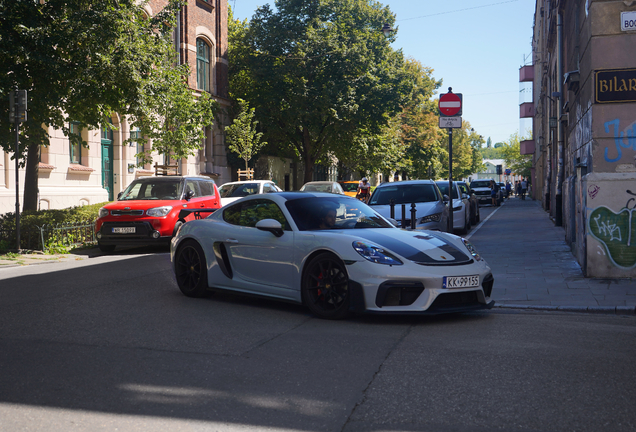 Porsche 718 Cayman GT4