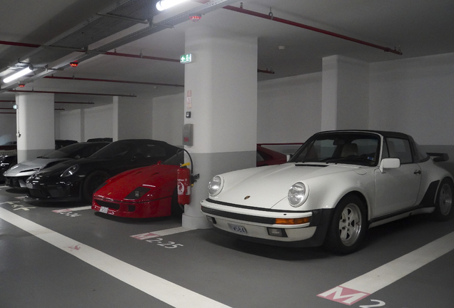 Porsche 930 Turbo Targa