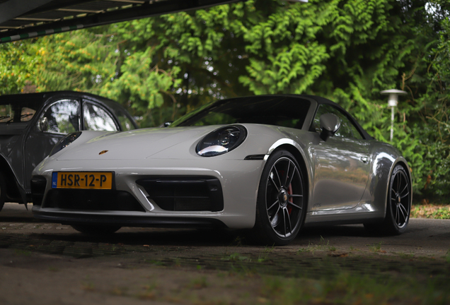 Porsche 992 Carrera 4 GTS Cabriolet MkI