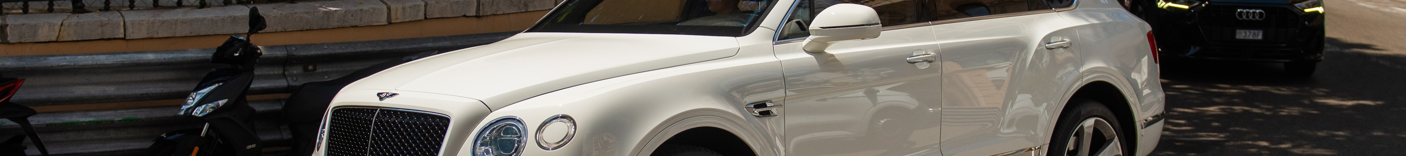 Bentley Bentayga V8