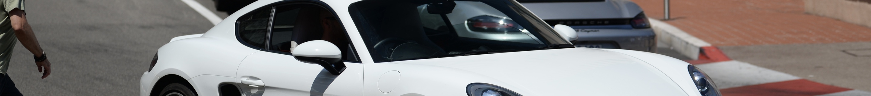 Porsche 718 Cayman S