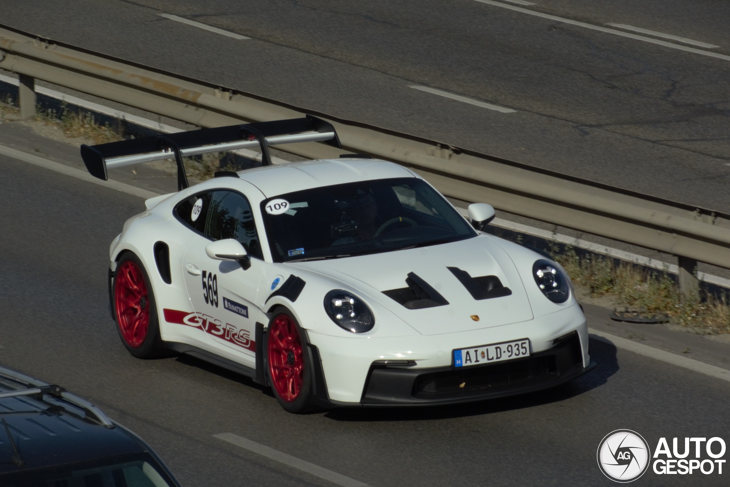 Porsche 992 GT3 RS MkI