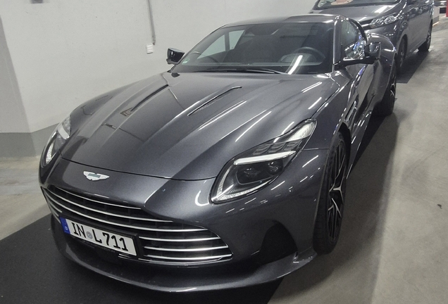 Aston Martin DB11